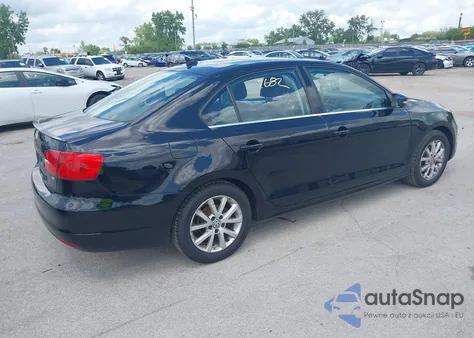 2014 Volkswagen Jetta 1.8T Se z USA, uszkodzony, nr VIN 3VWD07AJ7EM411429